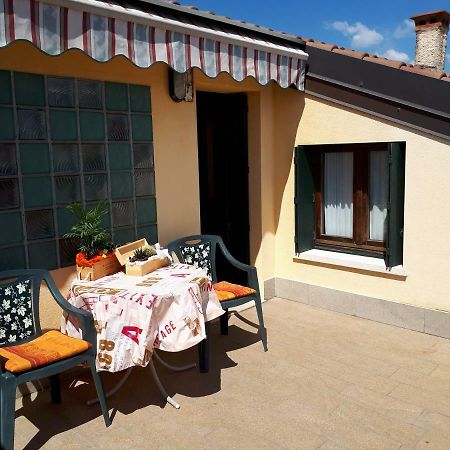 Casa Madonnina Leilighet Dossobuono Eksteriør bilde