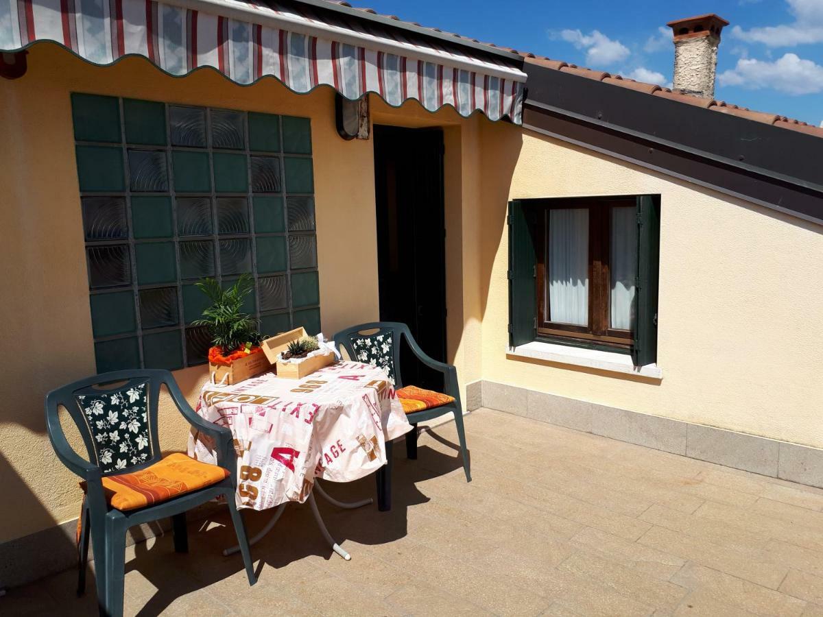 Casa Madonnina Leilighet Dossobuono Eksteriør bilde