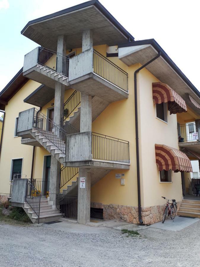 Casa Madonnina Leilighet Dossobuono Eksteriør bilde